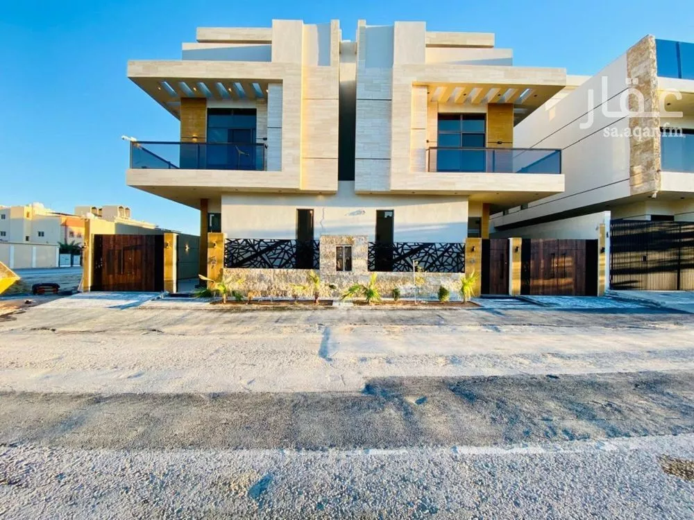 فيلا للبيع في شارع فؤاد محمد عمر توفيق, حي المهدية, مدينة الرياض, منطقة الرياض 1 صورة