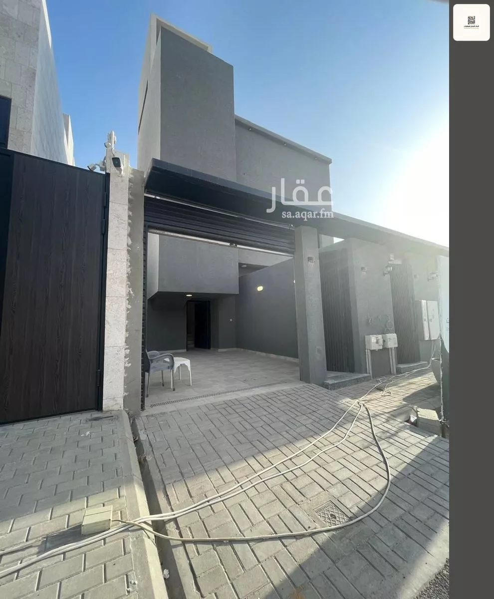 دور للبيع في شارع محمد بن الهيثم بن شبابه, حي الصفاء, مدينة الرياض, منطقة الرياض 1 صورة