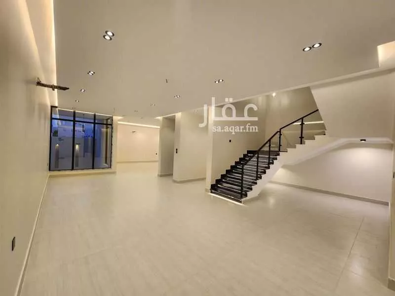 فيلا للبيع في شارع محمد عيسي المذجحي, حي الرياض, مدينة جدة, منطقة مكة المكرمة 1 صورة