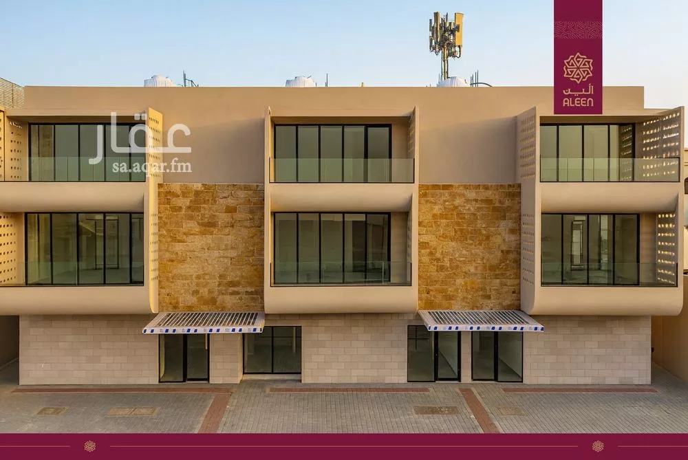 دور للبيع في شارع محمد المخزومي, حي العقيق, مدينة الرياض, منطقة الرياض 1 صورة