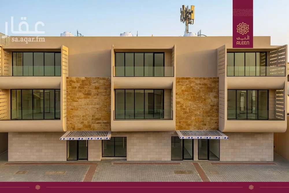 دور للبيع في شارع محمد المخزومي, حي العقيق, مدينة الرياض, منطقة الرياض 1 صورة