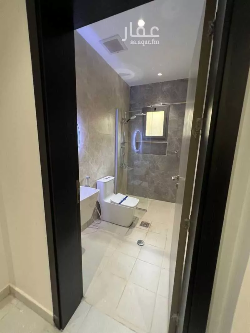 شقة للبيع في شارع النسابوري, حي العزيزية, مدينة جدة, منطقة مكة المكرمة 1 صورة