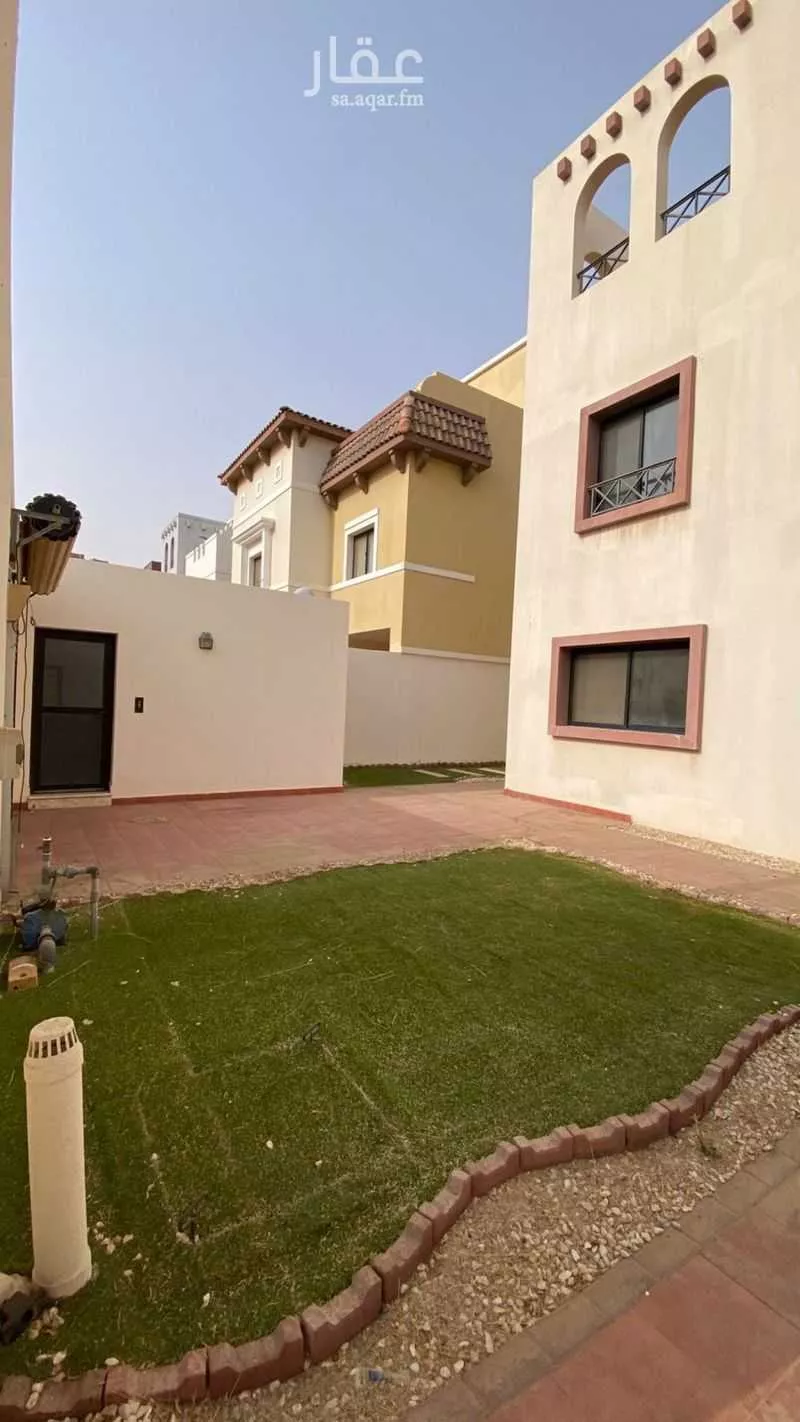 فيلا للبيع في شارع ابان بن الوليد, حي الرياض, مدينة جدة, منطقة مكة المكرمة 1 صورة