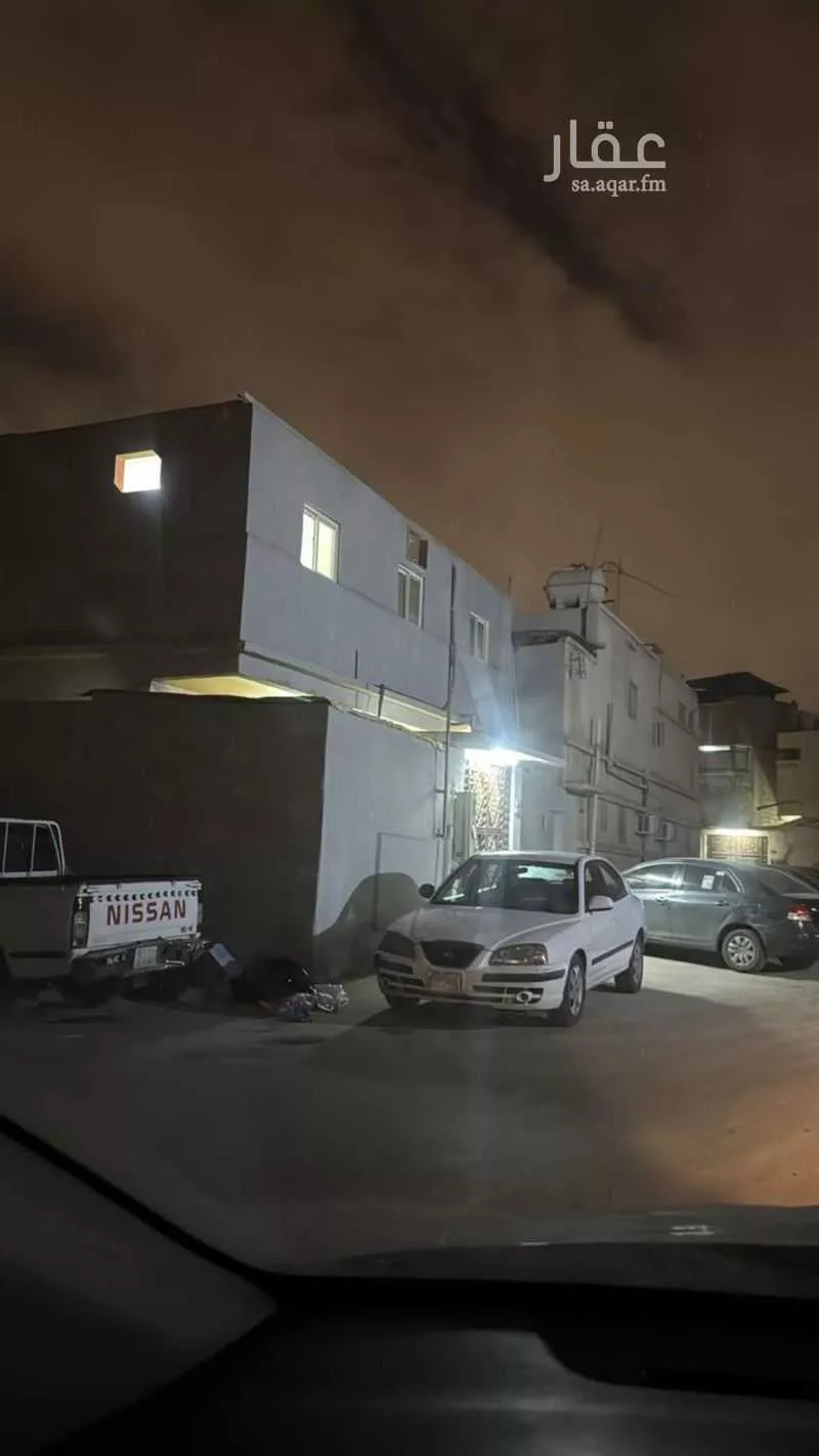 عمارة للبيع في شارع وادي الخضر, حي البديعة, مدينة الرياض, منطقة الرياض 1 صورة