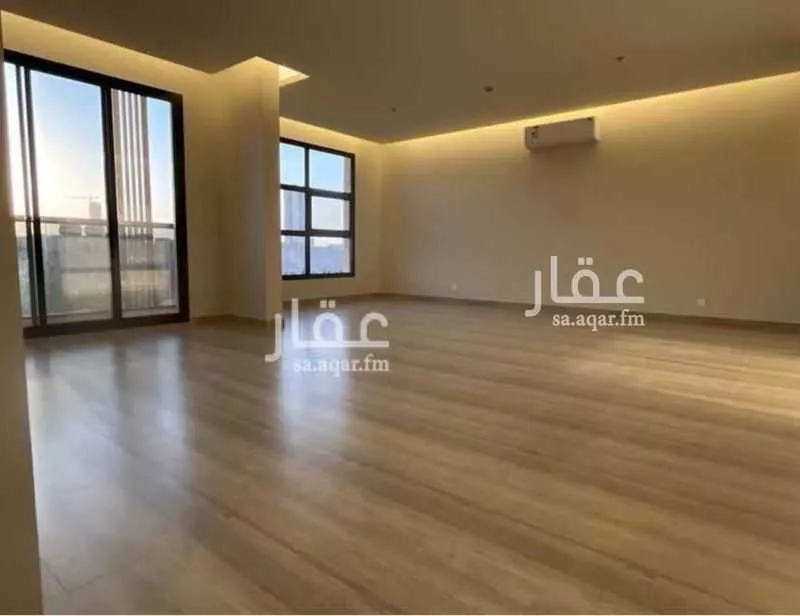 شقة للبيع في شارع المغيره ابن شعبه الثقفي, حي الملك فهد, مدينة الرياض, منطقة الرياض 1 صورة