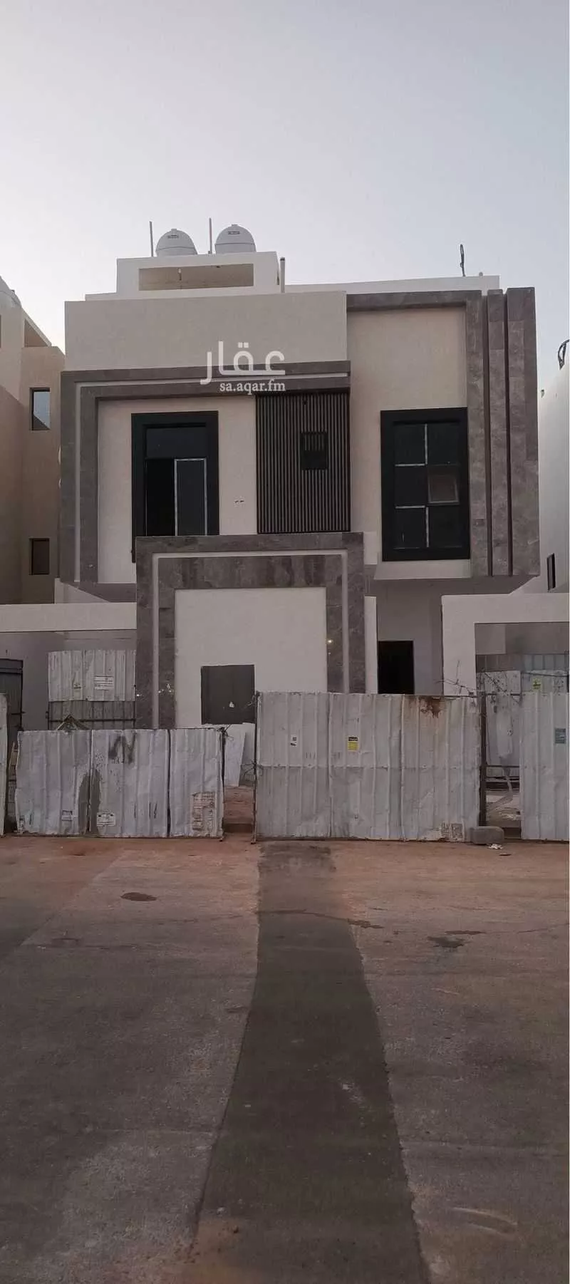 فيلا للبيع في شارع مالك بن الريب, حي النهضة, مدينة الرياض, منطقة الرياض 1 صورة