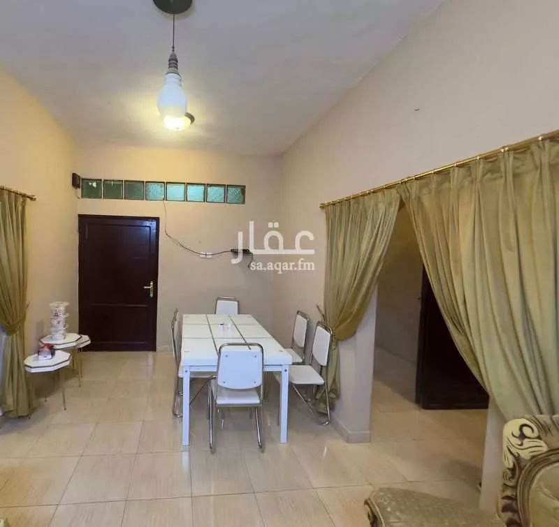 فيلا للبيع في شارع علي بن ابي طالب, حي الحزم, مدينة حريملاء, منطقة الرياض 1 صورة