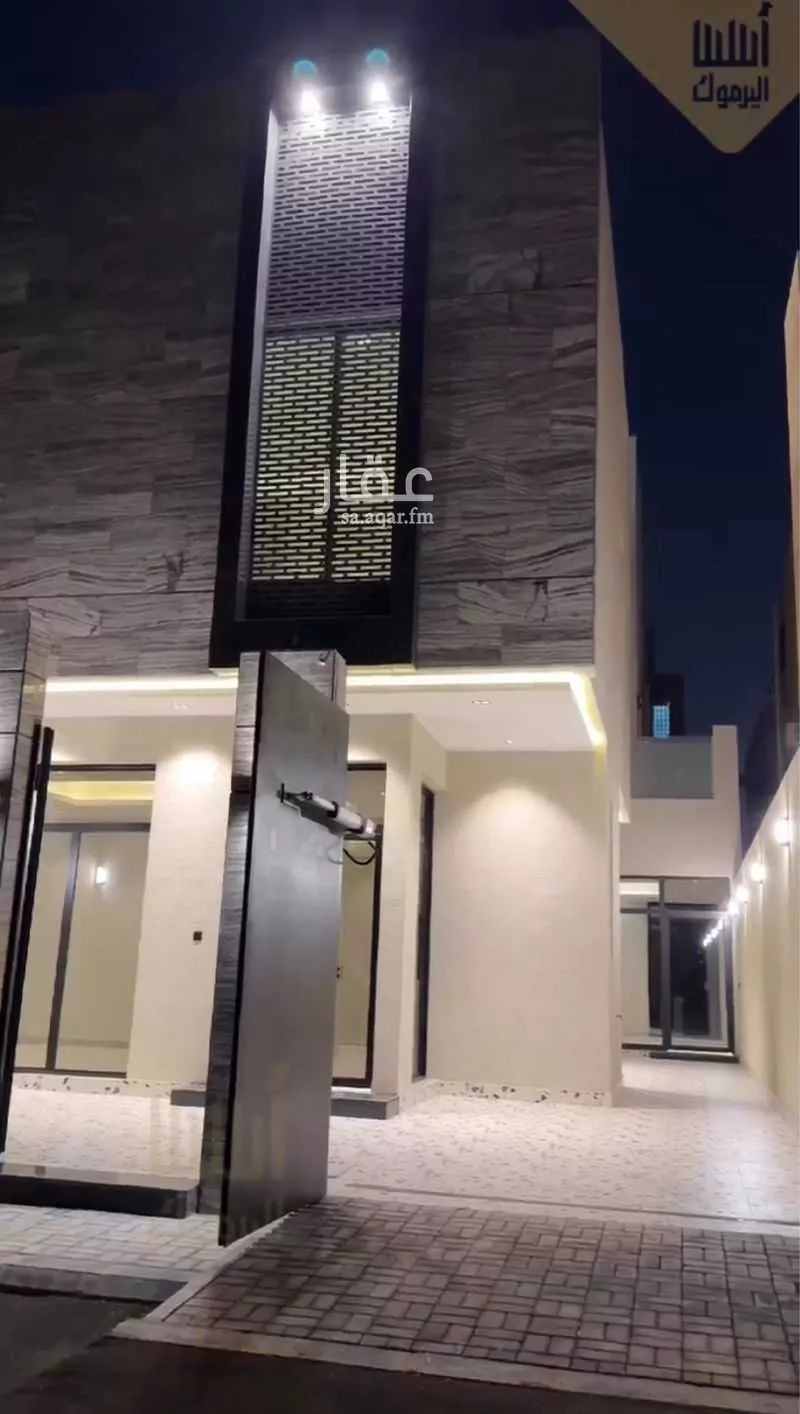 فيلا للبيع في شارع الهذلي, حي اليرموك, مدينة الرياض, منطقة الرياض 1 صورة