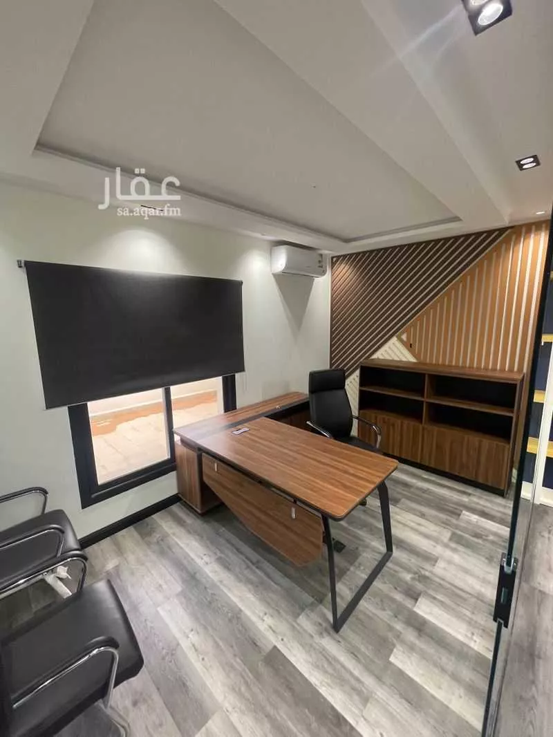 مكتب تجاري للإيجار في شارع طريق الامير محمد بن سعد بن عبد العزيز, حي الملقا, مدينة الرياض, منطقة الرياض 1 صورة
