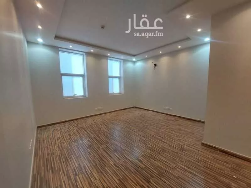 مكتب تجاري للإيجار في شارع انس بن مالك, حي النرجس, مدينة الرياض, منطقة الرياض 1 صورة