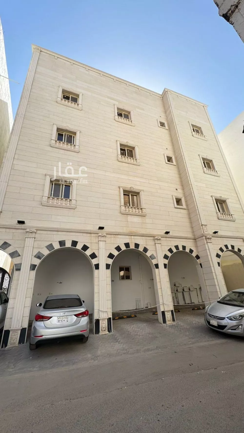 شقة للبيع في شارع شريك بن طارق الاشجعي, حي الراية, مدينة المدينه المنوره, منطقة المدينة المنورة 1 صورة
