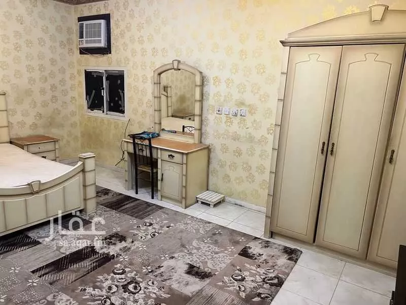 غرفة للإيجار في شارع عبدالله الدينوري, حي الملك فيصل, الرياض 1 صورة