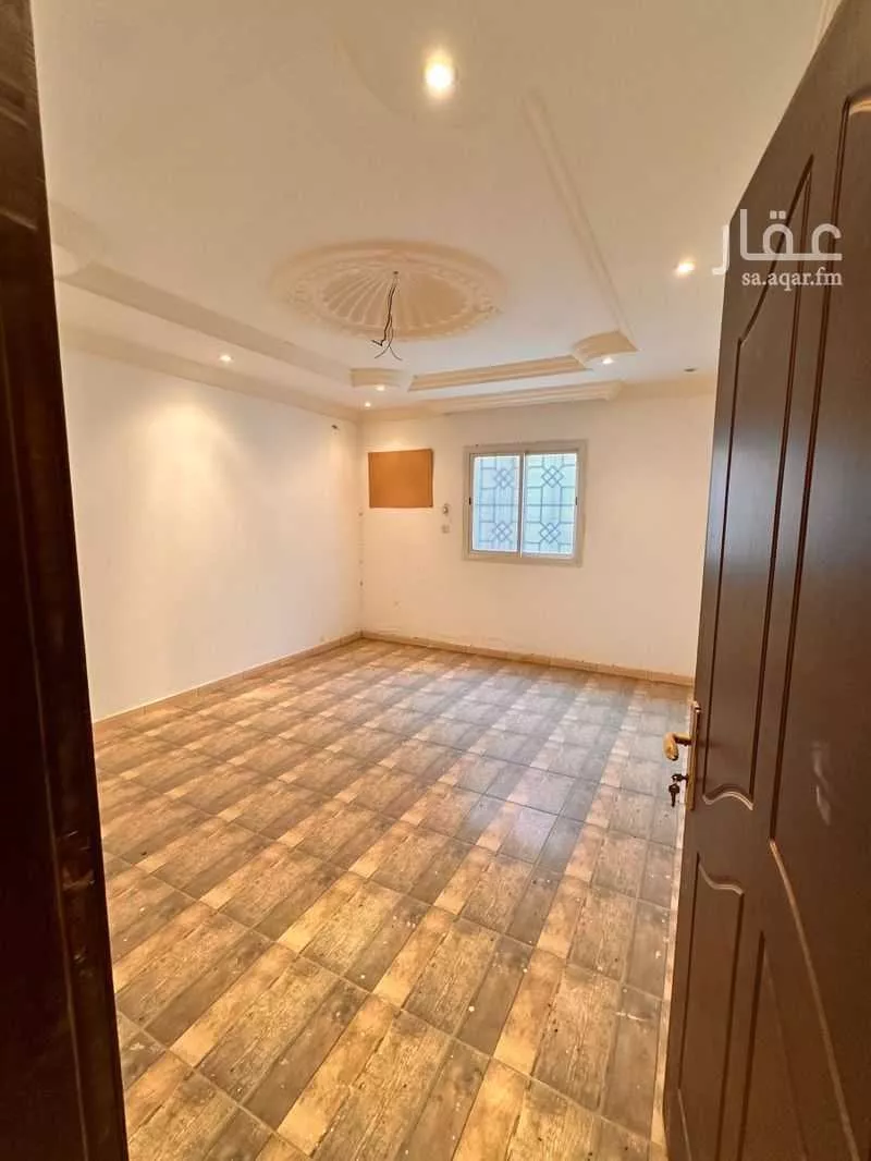 عمارة للإيجار في شارع الربيع المرادي, حي الزاهر, مدينة مكه المكرمه, منطقة مكة المكرمة 1 صورة