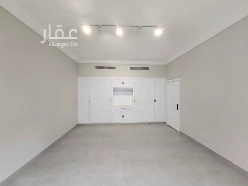 فيلا للإيجار في شارع البيداء, حي الخالدية, مدينة جدة, منطقة مكة المكرمة 1 صورة