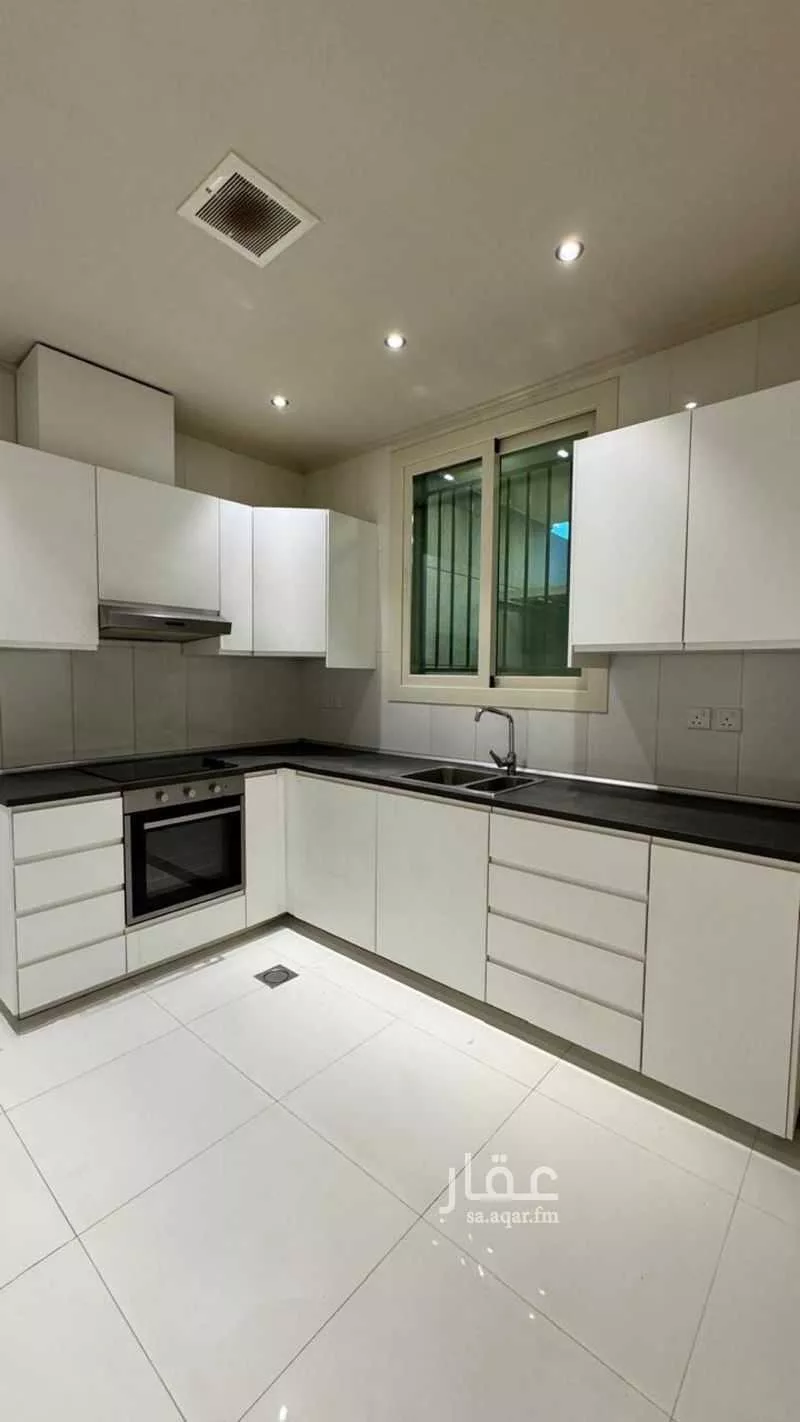 فيلا للإيجار في شارع محمد الهاروني, حي الرائد, مدينة الرياض, منطقة الرياض 1 صورة