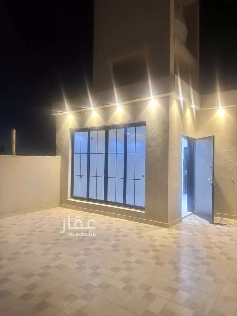 فيلا للإيجار في شارع خديجة بنت ابي الحسن ، حي العريجاء الغربية ، الرياض ، منطقة الرياض 1 صورة