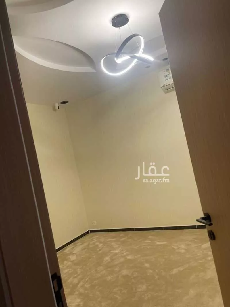 فيلا للبيع في شارع جبل مركوز, حي النظيم, مدينة الرياض, منطقة الرياض 1 صورة