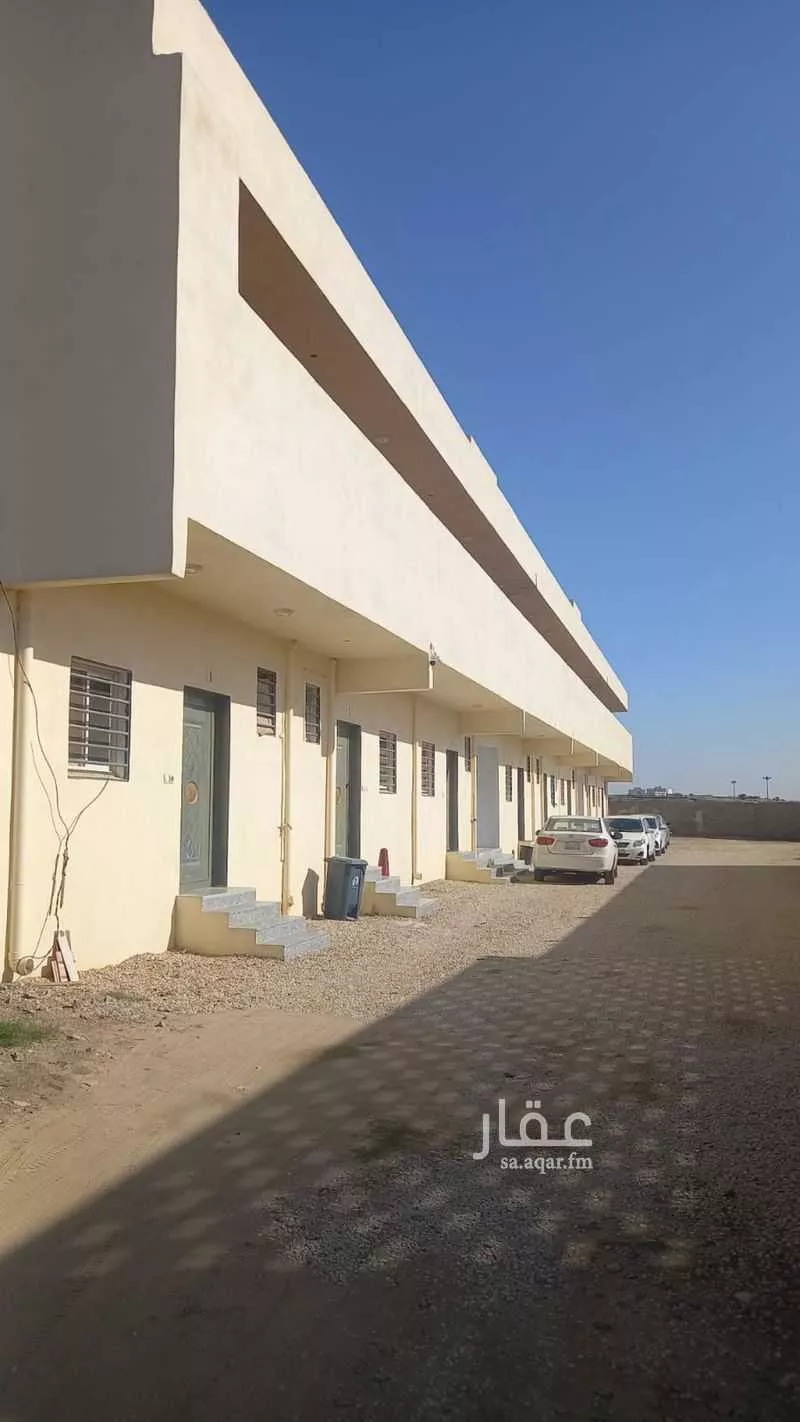 عمارة للبيع في شارع مفرح, حي الياقوت, مدينة أبها, منطقة عسير 1 صورة