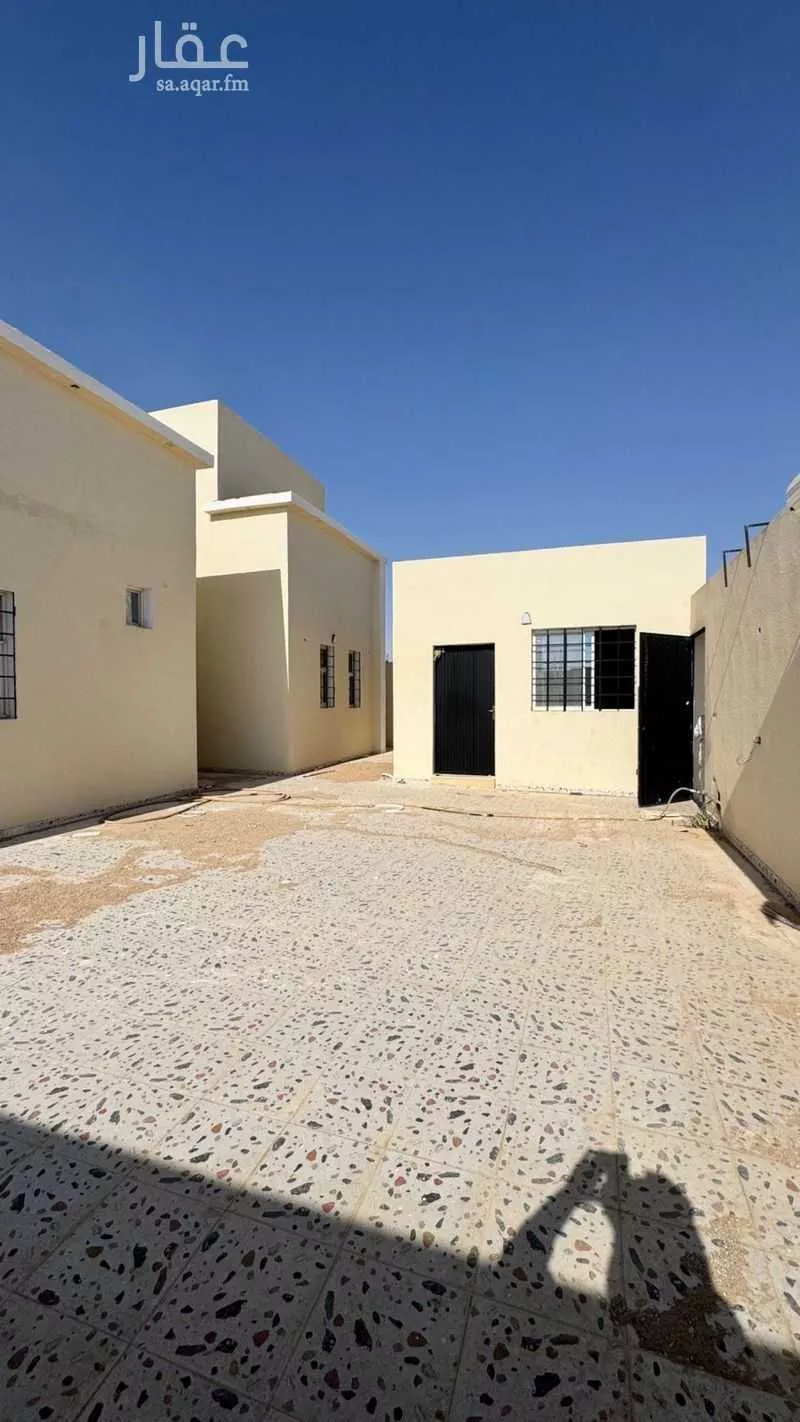 بيت للبيع في شارع جابر بن صفيان ، حي اليرموك ، حفر الباطن ، حفر الباطن 1 صورة