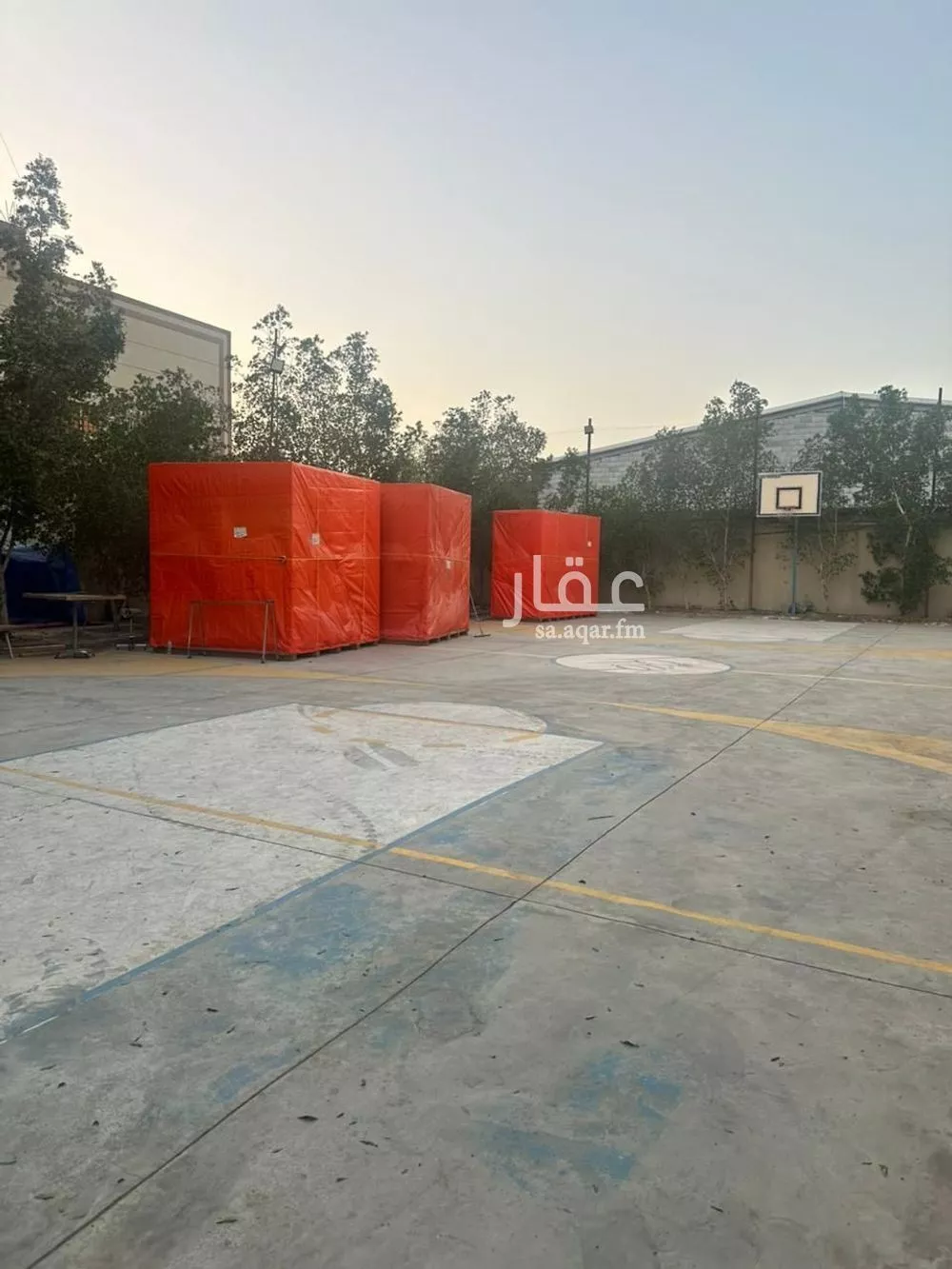 مستودع للإيجار في شارع الحمراء الفرعي, حي السلي, مدينة الرياض, منطقة الرياض 1 صورة