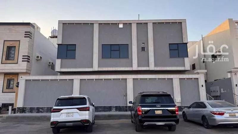 عمارة للبيع في شارع سليمان بن عبيد المازني, حي الدفاع, مدينة المدينه المنوره, منطقة المدينة المنورة 1 صورة