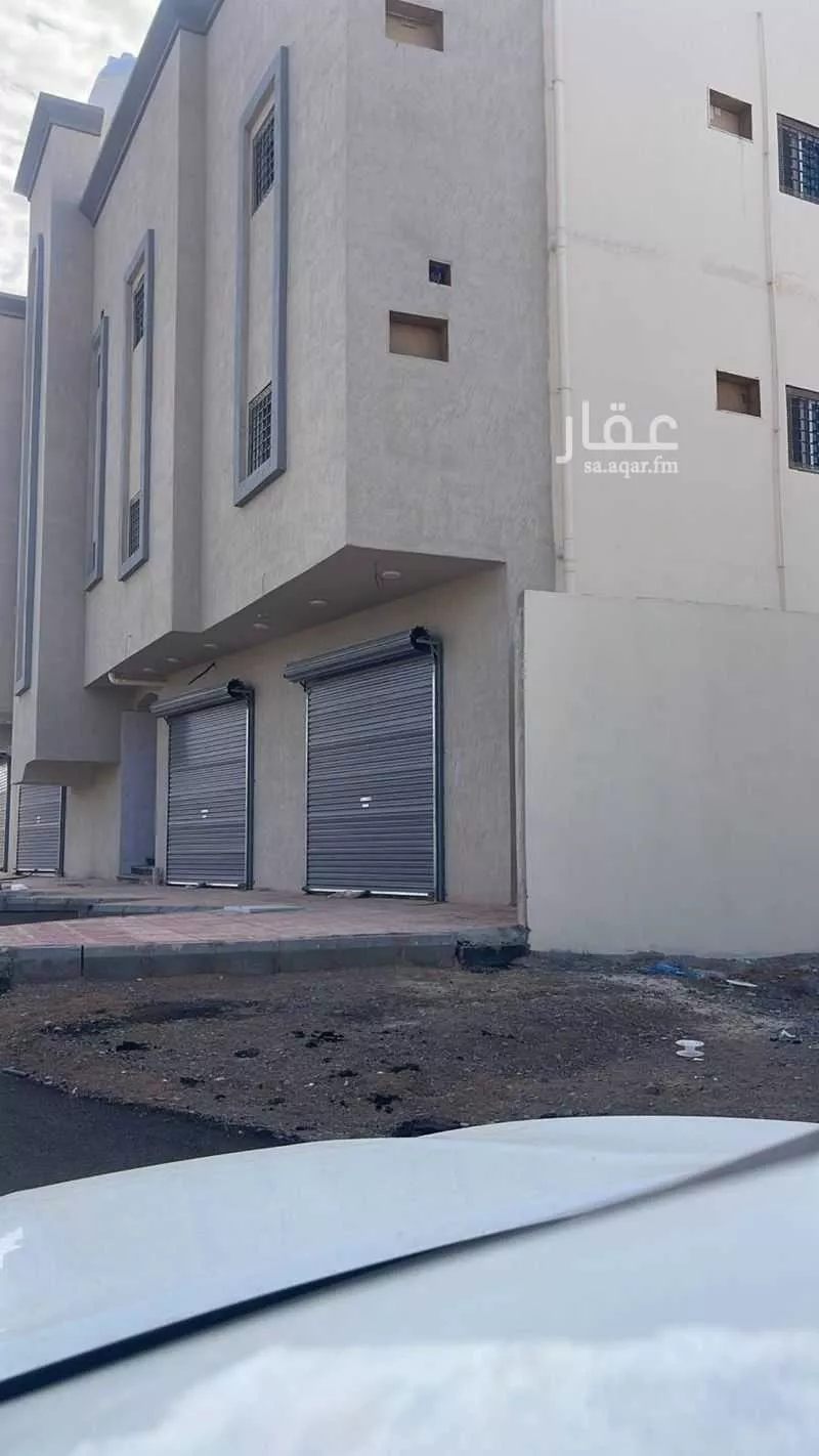 عمارة للإيجار في حي العزيزية, مدينة المدينه المنوره, منطقة المدينة المنورة 1 صورة