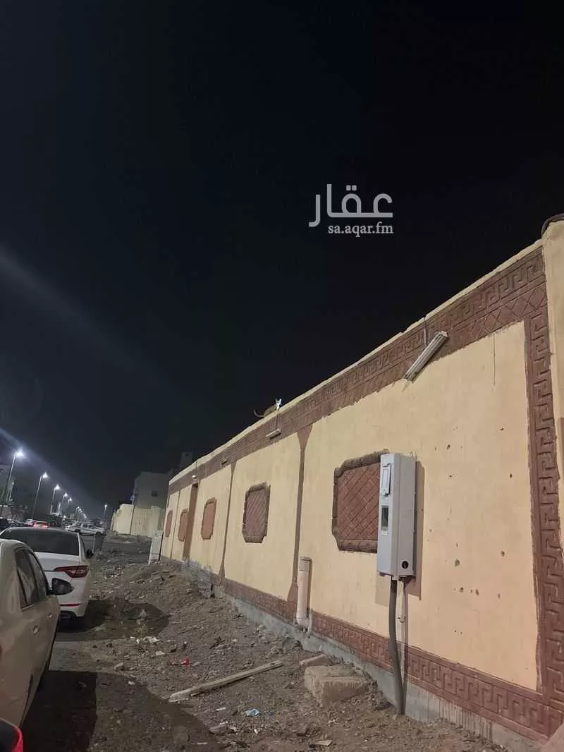 استراحة للبيع في شارع صفوان بن وهب بدري, حي السلام, مدينة المدينه المنوره, منطقة المدينة المنورة 1 صورة