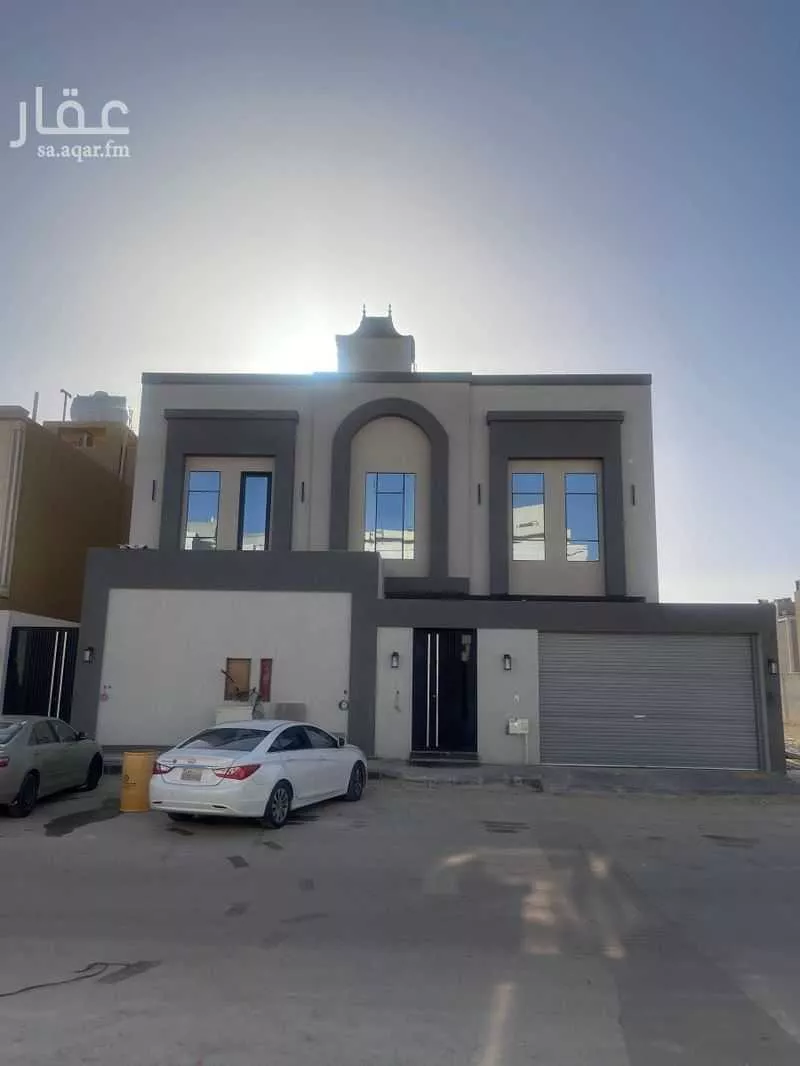 فيلا للبيع في شارع أحمد بن محمد الذهبي ، حي العارض ، الرياض ، منطقة الرياض 1 صورة