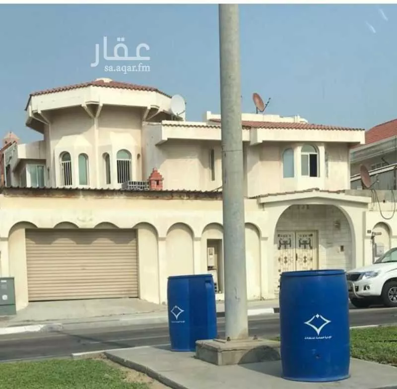 عمارة للبيع في شارع عمر بن عبدالعزيز, حي الدانة الشمالية, مدينة الدمام, المنطقة الشرقية 1 صورة
