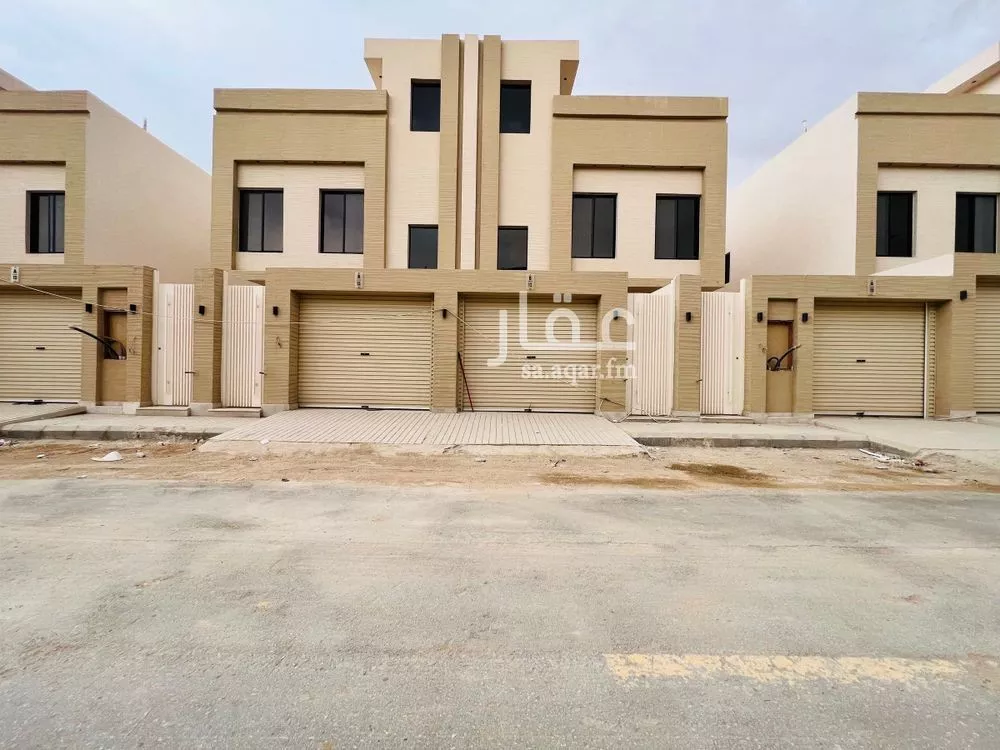 دور للبيع في شارع ابراهيم الجاسر, حي عكاظ, مدينة الرياض, منطقة الرياض 1 صورة