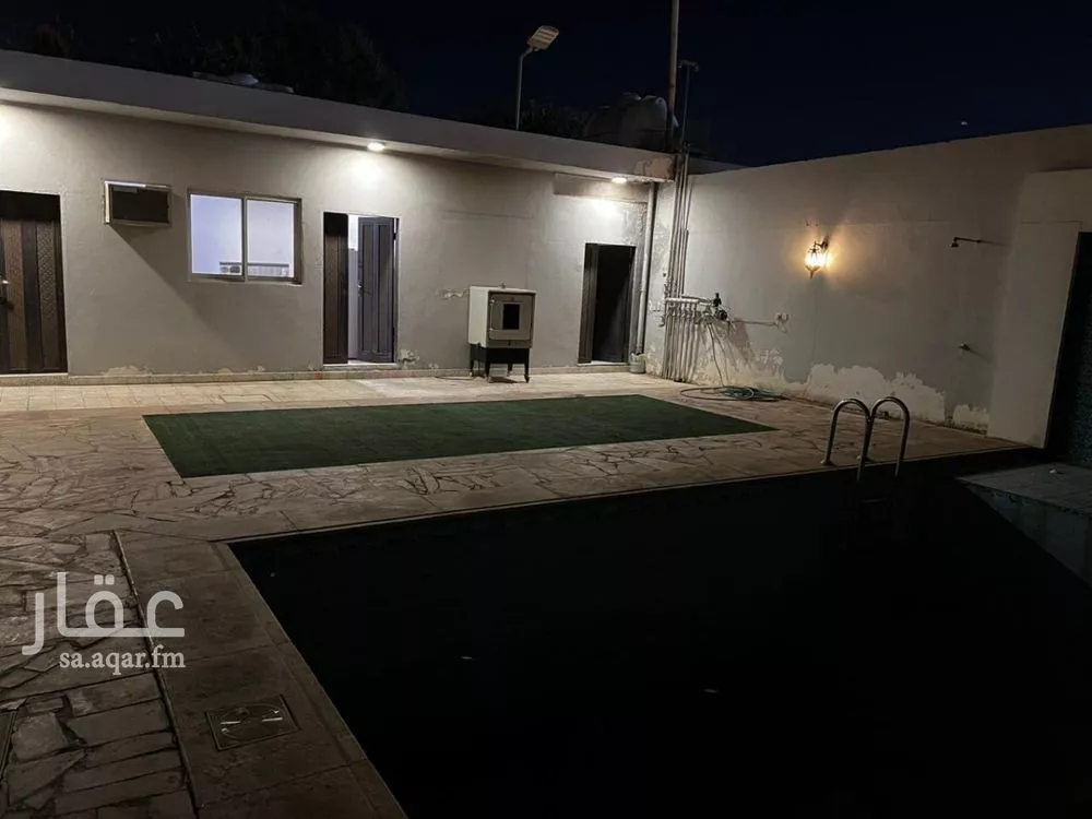 استراحة للبيع في شارع الحافظ بن حجر, حي المناخ, مدينة الرياض, منطقة الرياض 1 صورة