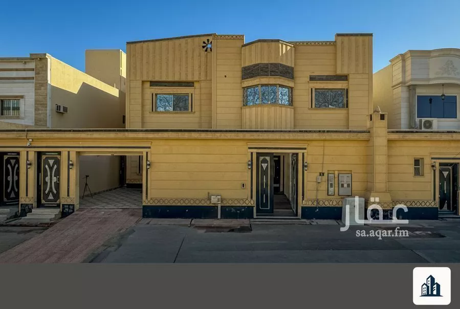 فيلا للبيع في شارع ابي العباس الحميري, حي الرمال, مدينة الرياض, منطقة الرياض 1 صورة