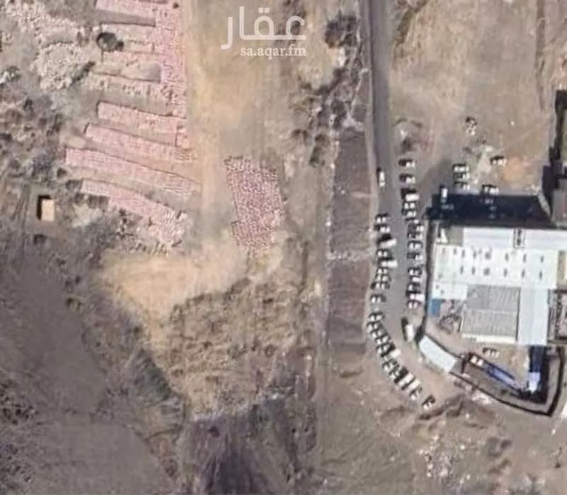 عمارة للإيجار في شارع الامير نايف, حي الجابرة, مدينة المدينه المنوره, منطقة المدينة المنورة 1 صورة