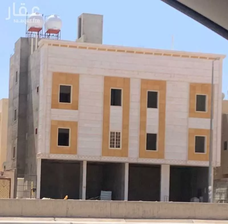 عمارة للإيجار في شارع الترمذي ، حي العزيزية ، المدينة المنورة ، منطقة المدينة المنورة 1 صورة