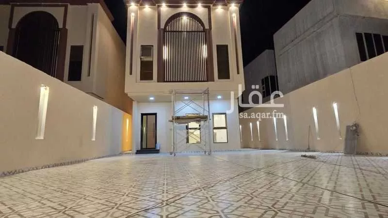 فيلا للبيع في شارع عباد ابن بشر الاشهل, حي الصقور, مدينة الاحساء, المنطقة الشرقية 1 صورة