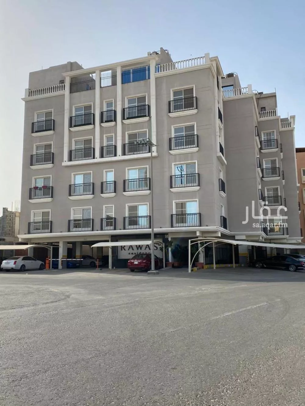 شقة للبيع في شارع الصندول, حي المنتزة, مدينة الدمام, المنطقة الشرقية 1 صورة