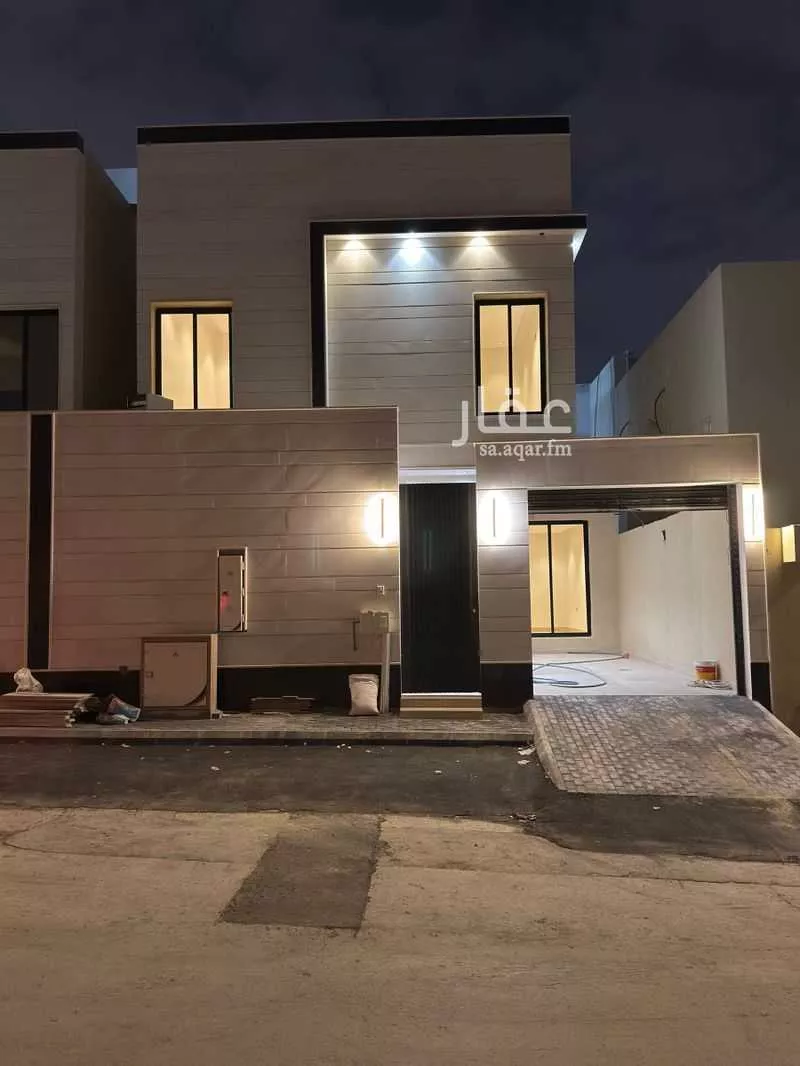 فيلا للبيع في شارع عائشة بنت ابي بكر, حي العريجاء الأوسط, مدينة الرياض, منطقة الرياض 1 صورة