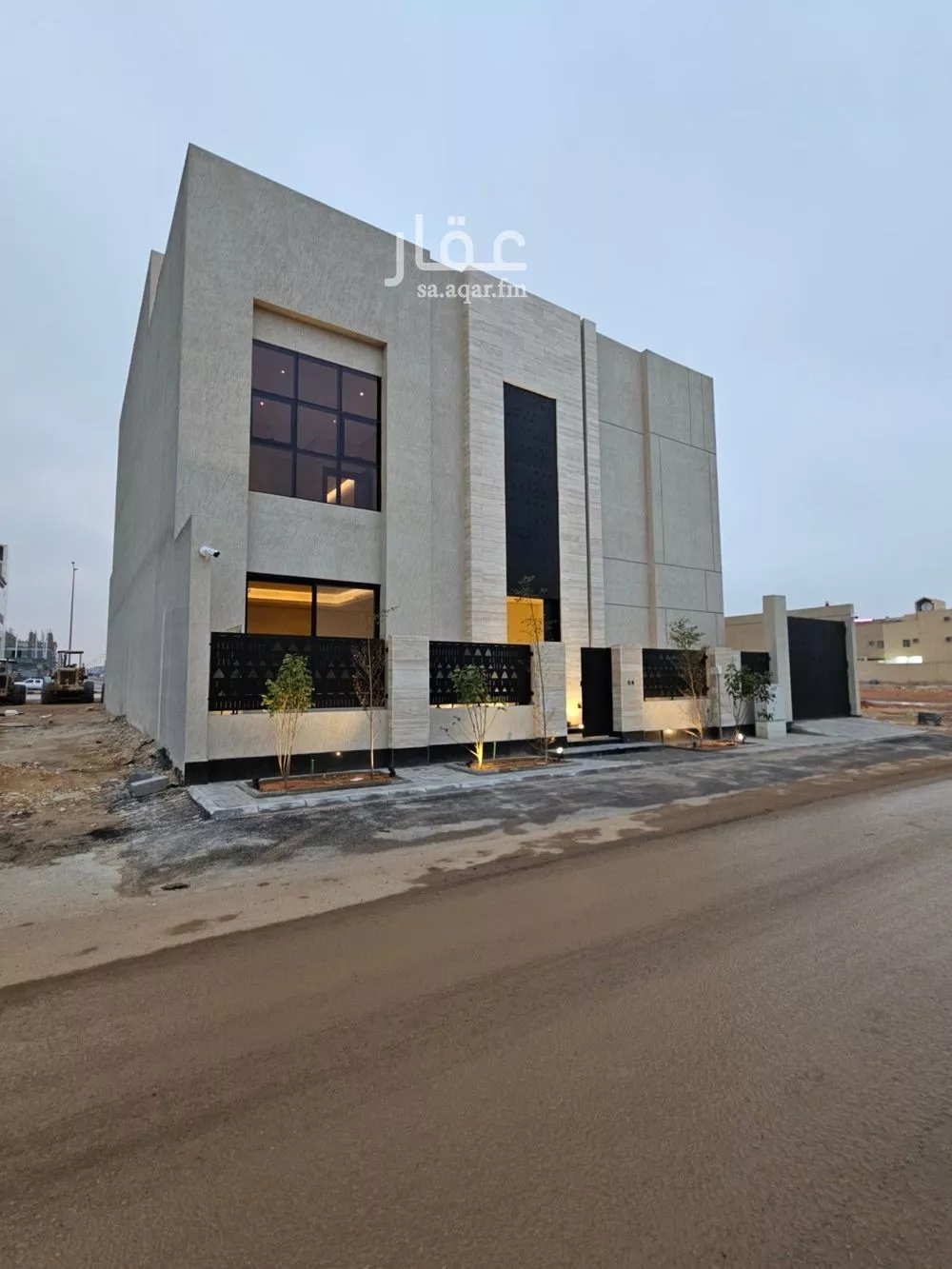 فيلا للبيع في شارع علي بن أبي عبدالله, حي المهدية, مدينة الرياض, منطقة الرياض 1 صورة