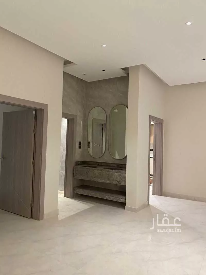 فيلا للإيجار في شارع 1032282, حي الرمال, مدينة الرياض, منطقة الرياض 1 صورة
