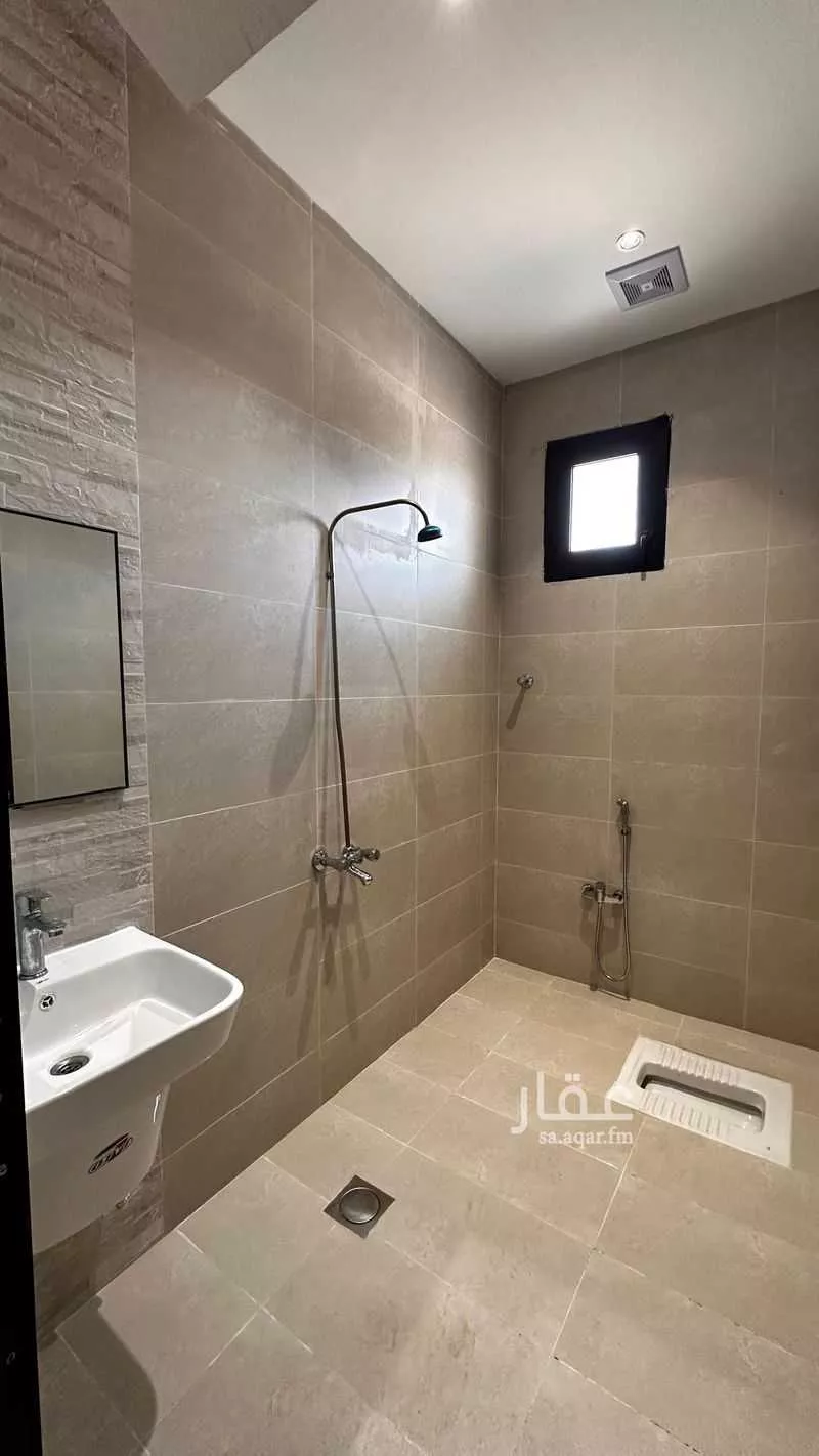 شقة للإيجار في شارع الملك عبد العزيز ، حي الريان ، حفر الباطن ، حفر الباطن 1 صورة