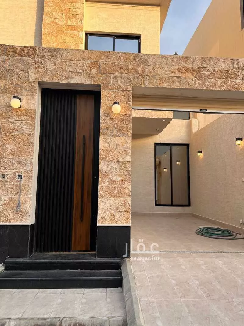 دور للبيع في شارع ابن ذكوان, حي الفاروق, مدينة الرياض, منطقة الرياض 1 صورة