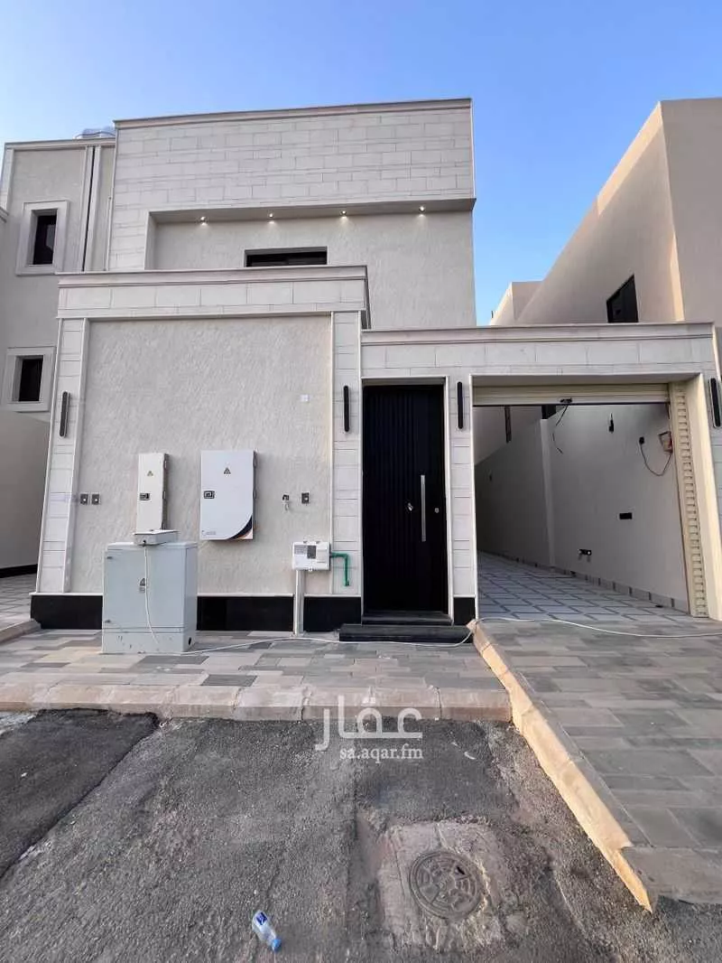 فيلا للبيع في شارع ابن رشد, حي الفاروق, مدينة الرياض, منطقة الرياض 1 صورة