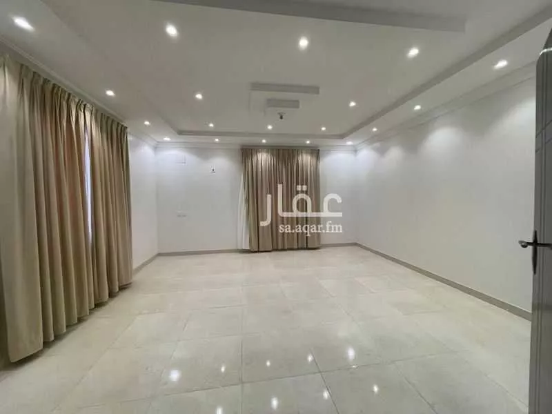 شقة للبيع في شارع كعب بن عجرة, حي المروج, مدينة أبها, منطقة عسير 1 صورة