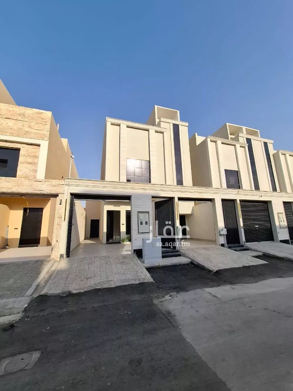 دور للبيع في شارع احمد بن الخطاب, حي طويق, مدينة الرياض, منطقة الرياض 1 صورة