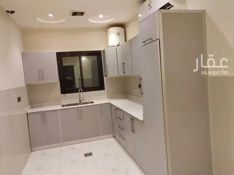 دور للإيجار في شارع رقم 326, حي الملقا, مدينة الرياض, منطقة الرياض 1 صورة