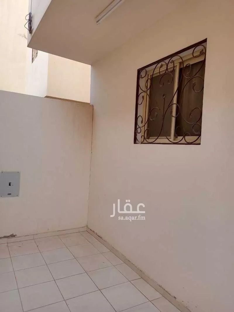 فيلا للإيجار في شارع الزراعة, حي ظهرة البديعة, مدينة الرياض, منطقة الرياض 1 صورة