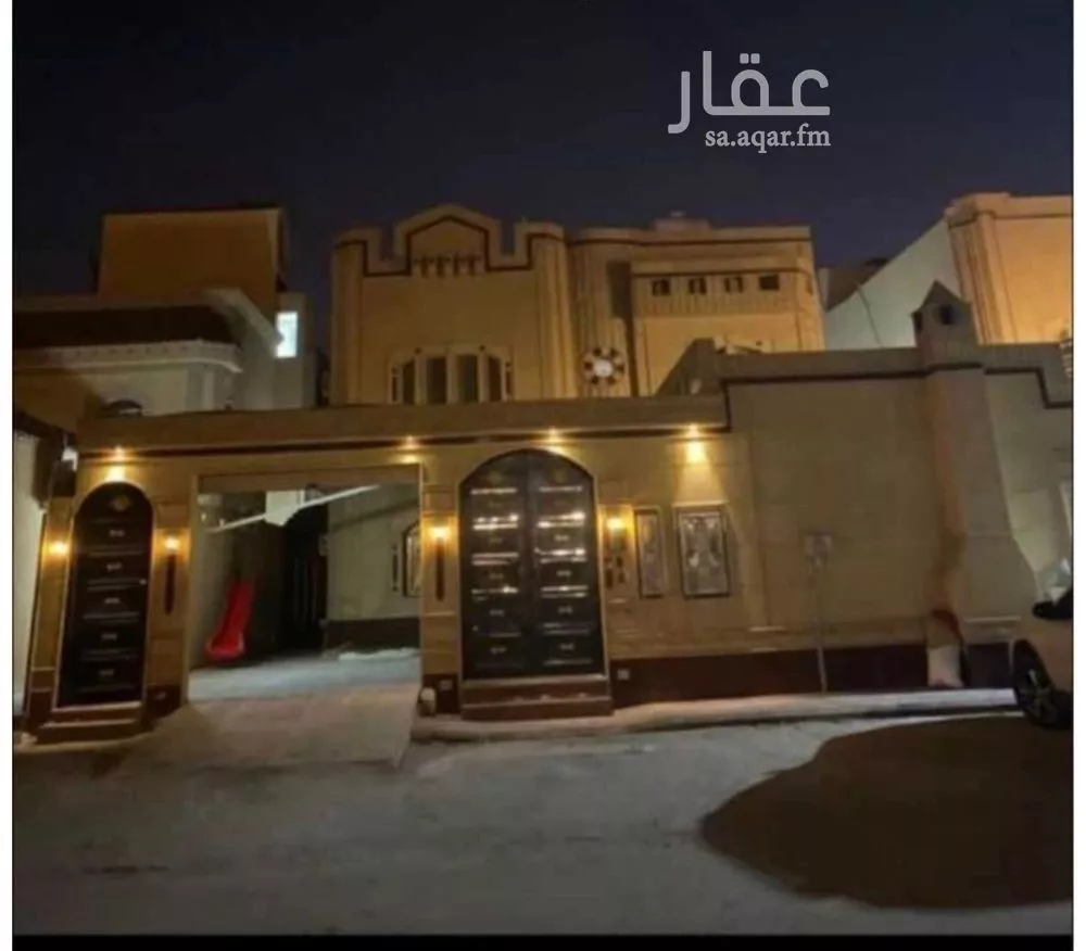 فيلا للبيع في شارع جبل دمخ, حي القادسية, مدينة الرياض, منطقة الرياض 1 صورة