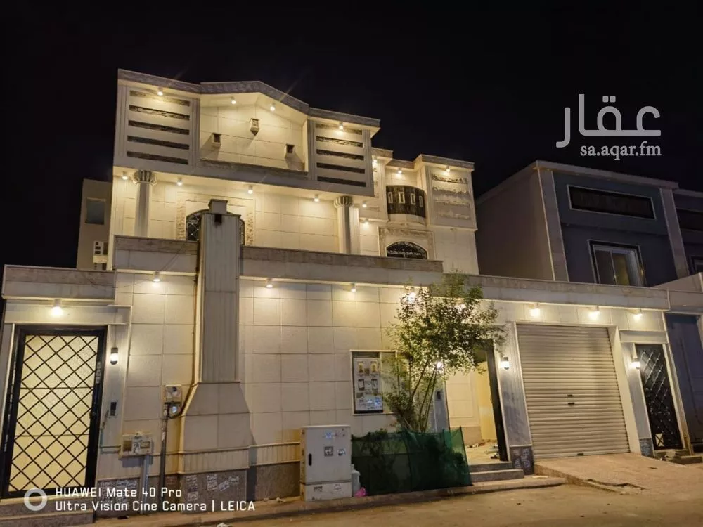 فيلا للبيع في شارع عبدالعزيز الأحيدب, حي الرمال, مدينة الرياض, منطقة الرياض 1 صورة