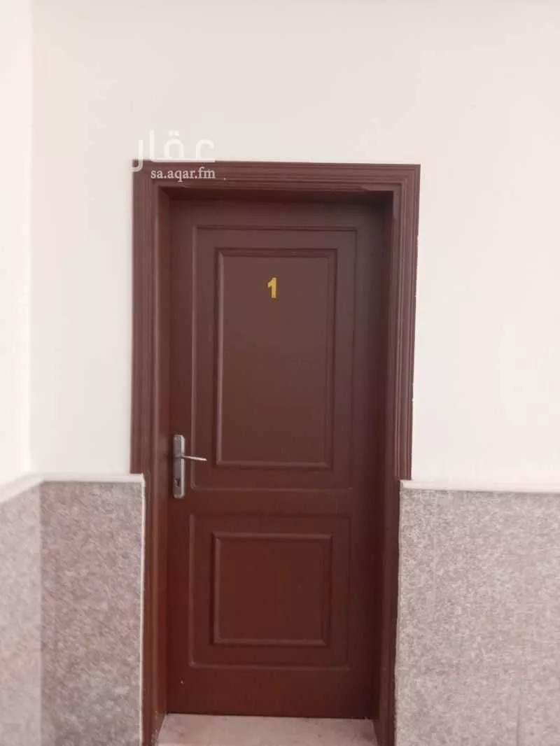 عمارة للإيجار في شارع أحمد البصري, حي الريان, مدينة جدة, منطقة مكة المكرمة 1 صورة