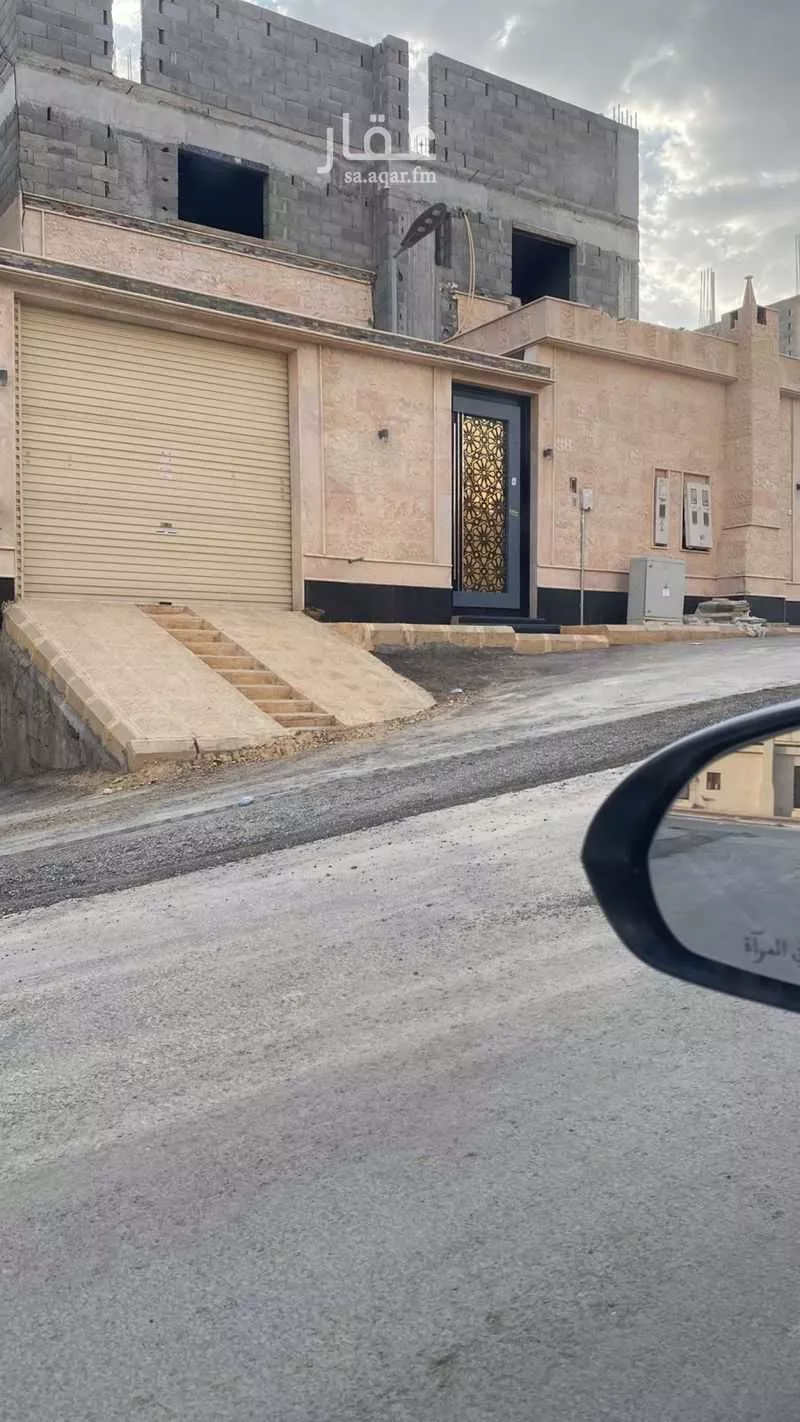 فيلا للبيع في شارع الطائف, حي ظهرة لبن, مدينة الرياض, منطقة الرياض 1 صورة